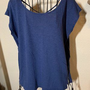 Gap Ladies size Small Blue Sleeveless Scooped Neck Shirt